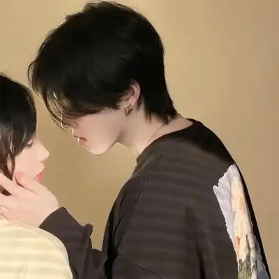 分享一些好看的真人情侣头像 苏柒:真人情头,糖果?限定