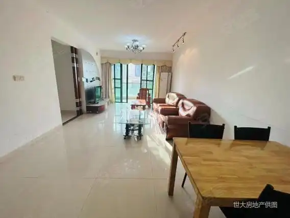 金月湾朝南大三房光线好视野开阔通风采光好给价就卖