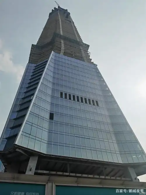 深圳388米的城脉金融中心