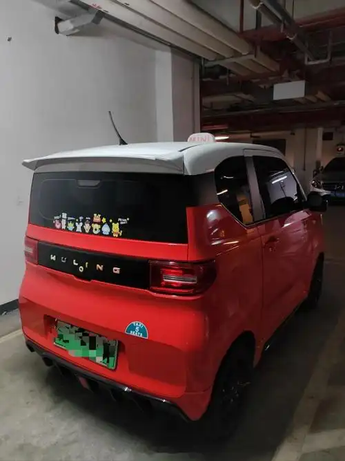 这位邻居挺别致啊 五菱宏光mini爆改的士_宏光mini ev社区_易车社区
