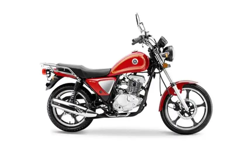 济南轻骑铃木悍道150巡航太子摩托车摩博会实拍