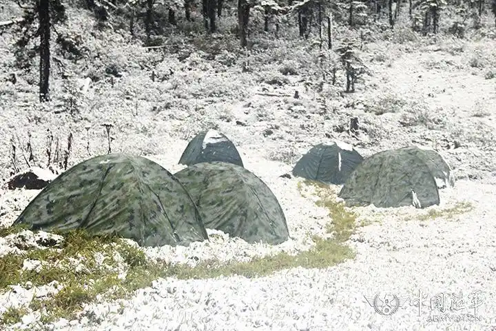 西藏墨脱军人巡边53年多牺牲攀绝壁毒蛇追图12