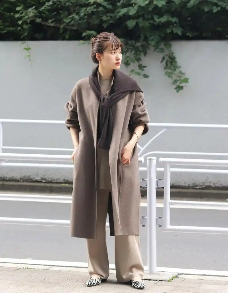 大衣配什么裤子舒适又好看?