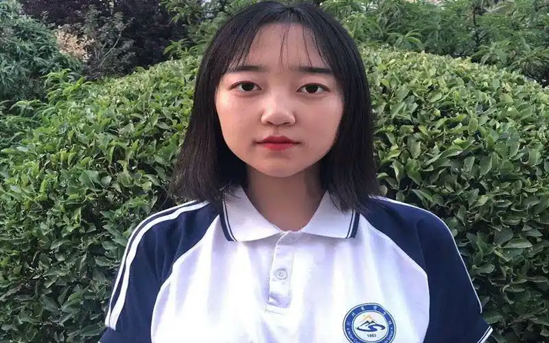 外事系评选"最美中职生"