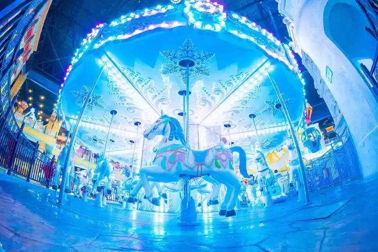 免票首个周末累计接待游客23万人次预约河南文旅通畅游银基冰雪世界