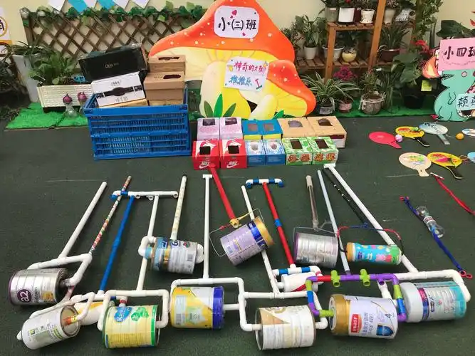 亲子合作 创意无限———安工大幼儿园亲子自制晨间玩具展