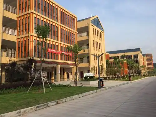 寻乌县中等职业技术学校2019年秋季开始招生啦