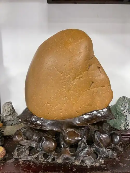 天然的黄蜡石特质每块石头都是其一